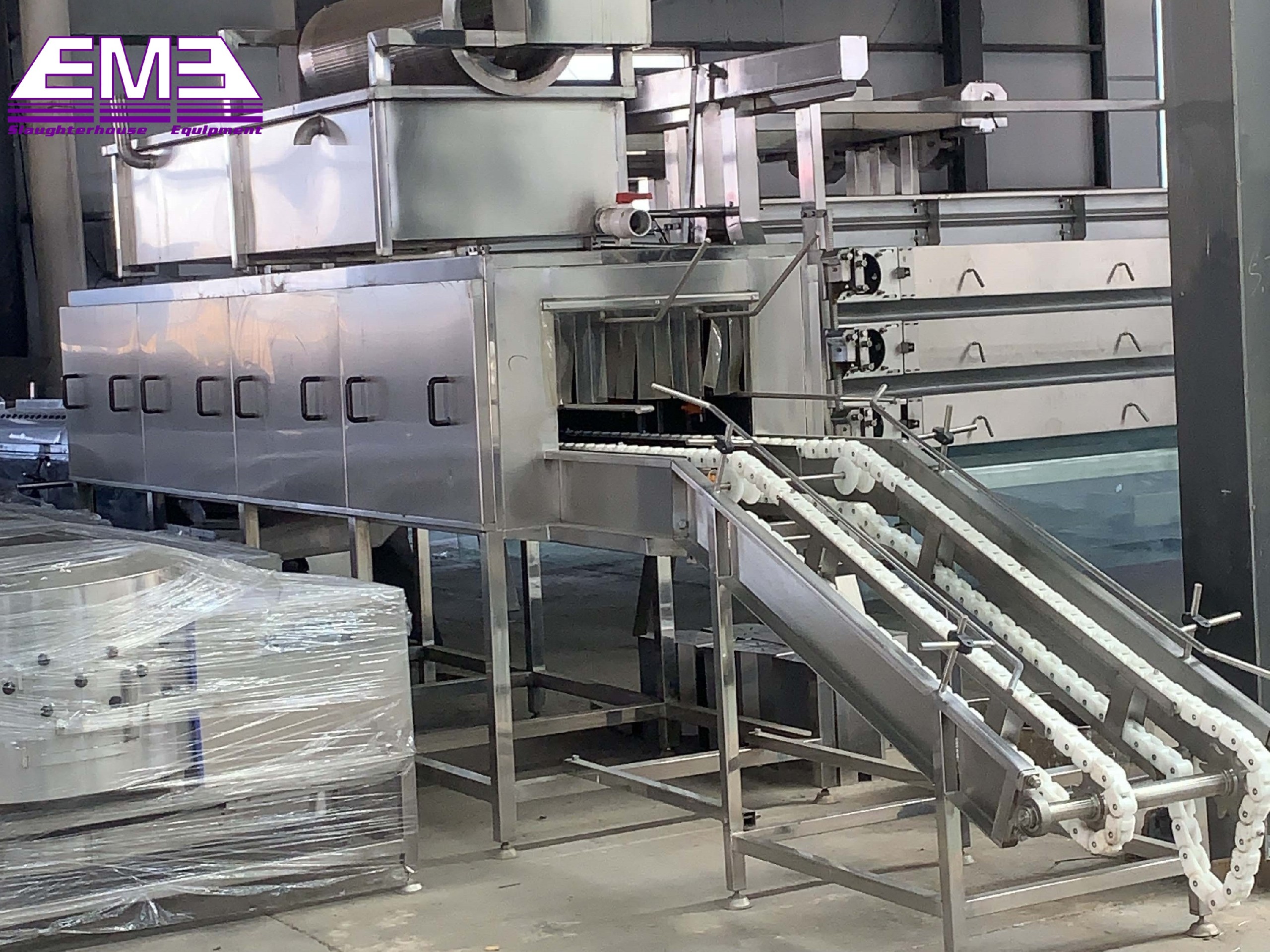 Poultry abattoir equipment cage cleaning machine for slaughterhouse machine